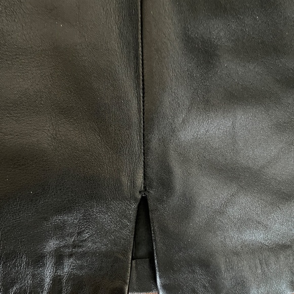 Black Leather Skirt, Size 4, Australian designer Jane Lamerton - Picture 4 of 5